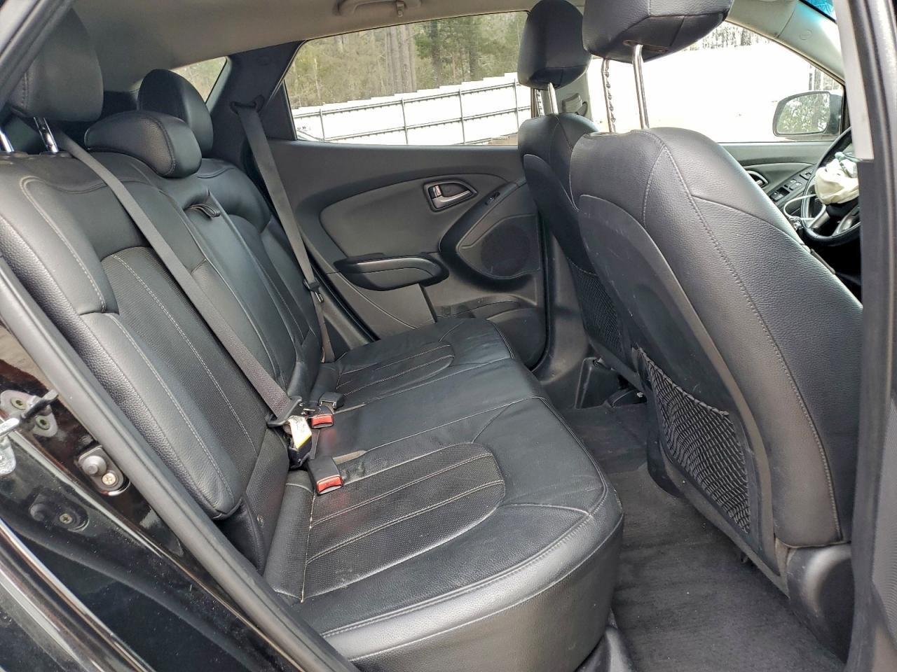 2015 HYUNDAI TUCSON