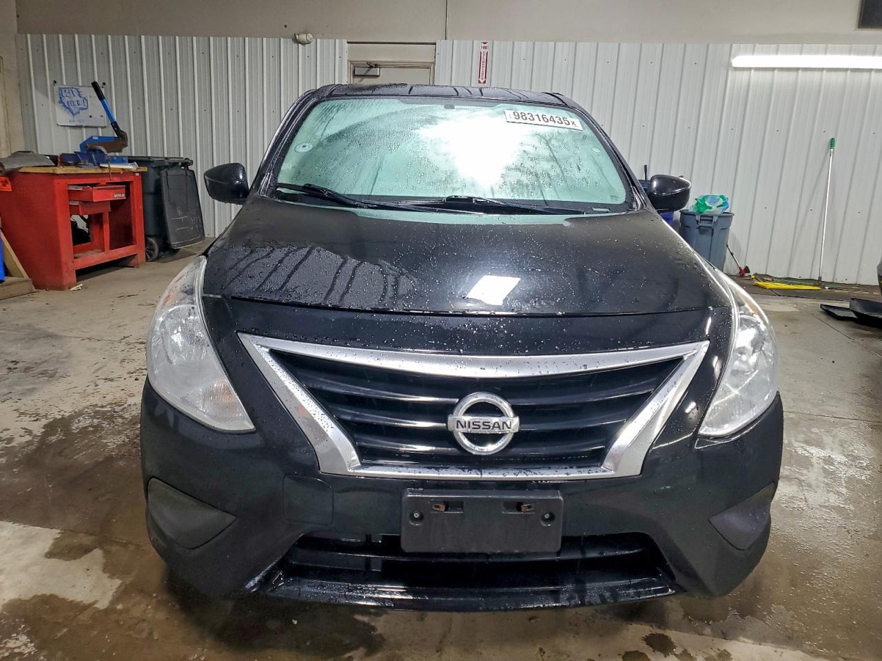 2015 NISSAN VERSA