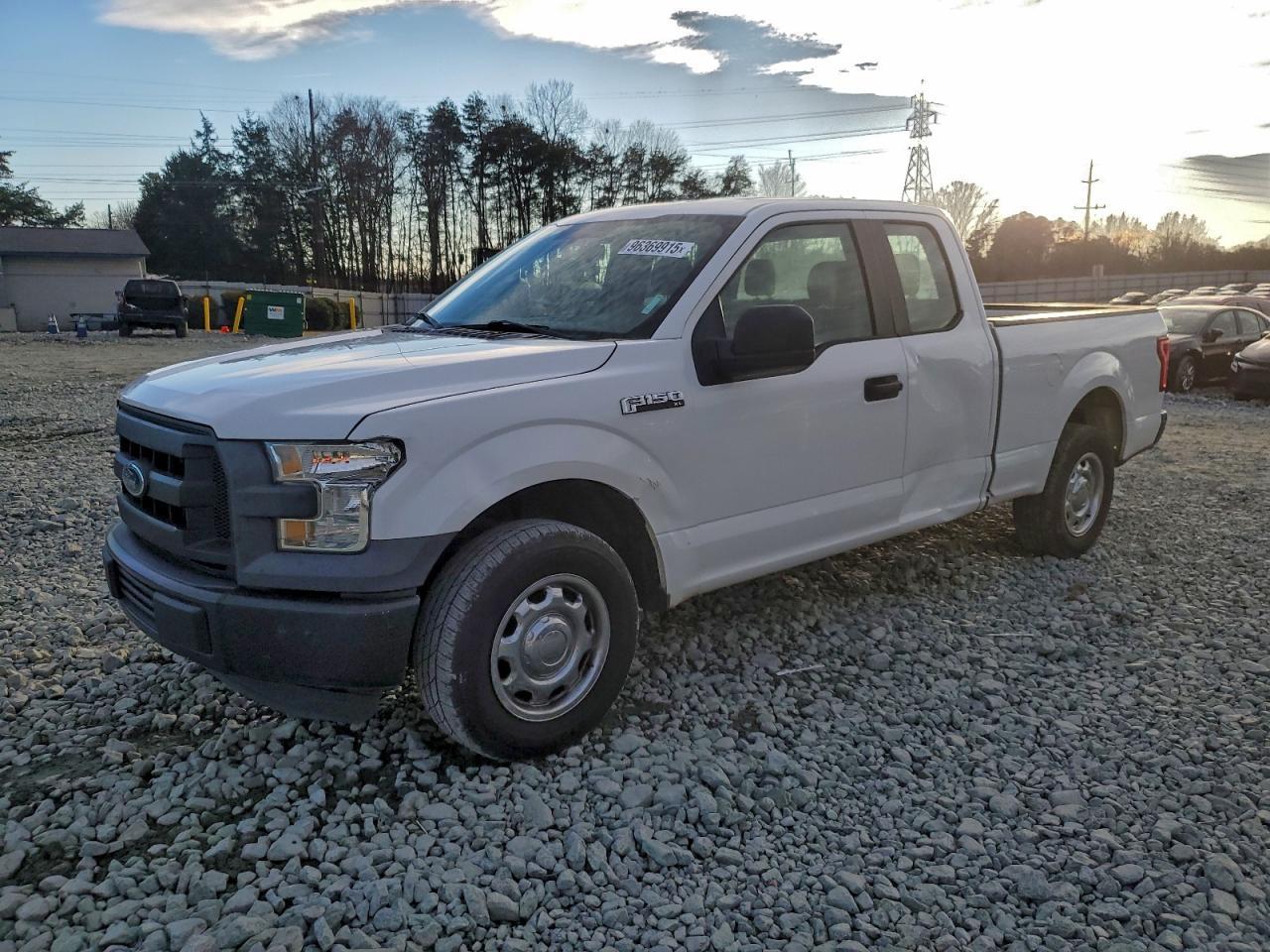 2015 FORD F-150