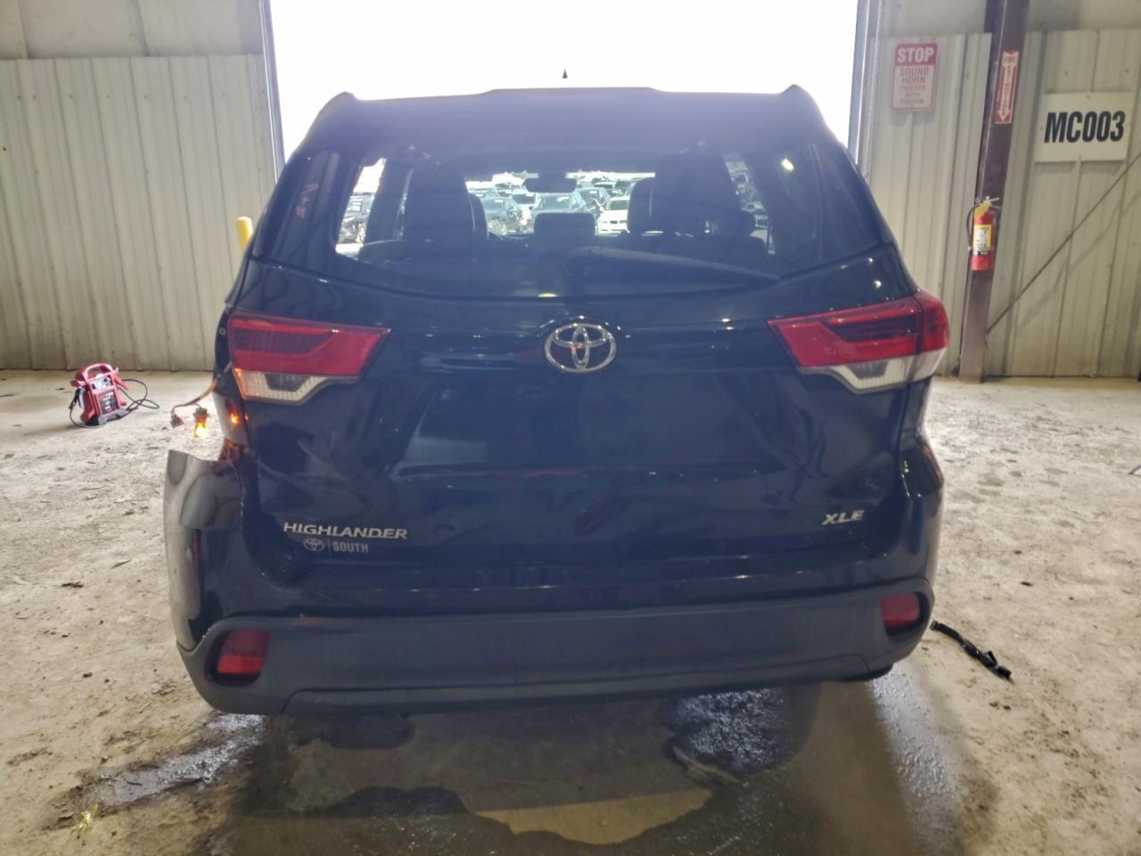 2018 TOYOTA HIGHLANDER