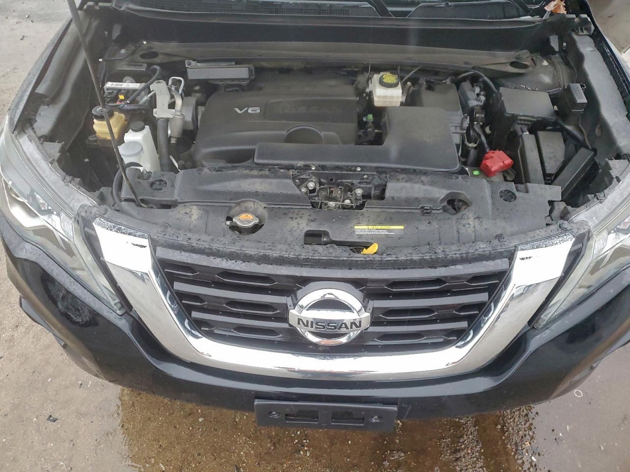 2017 NISSAN PATHFINDER
