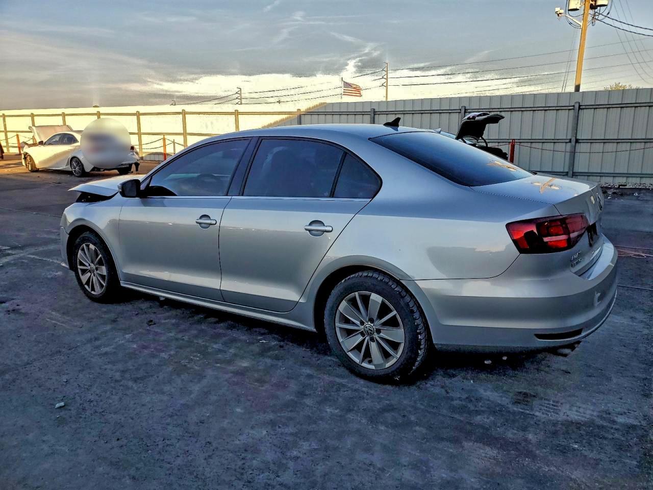 2016 VOLKSWAGEN JETTA