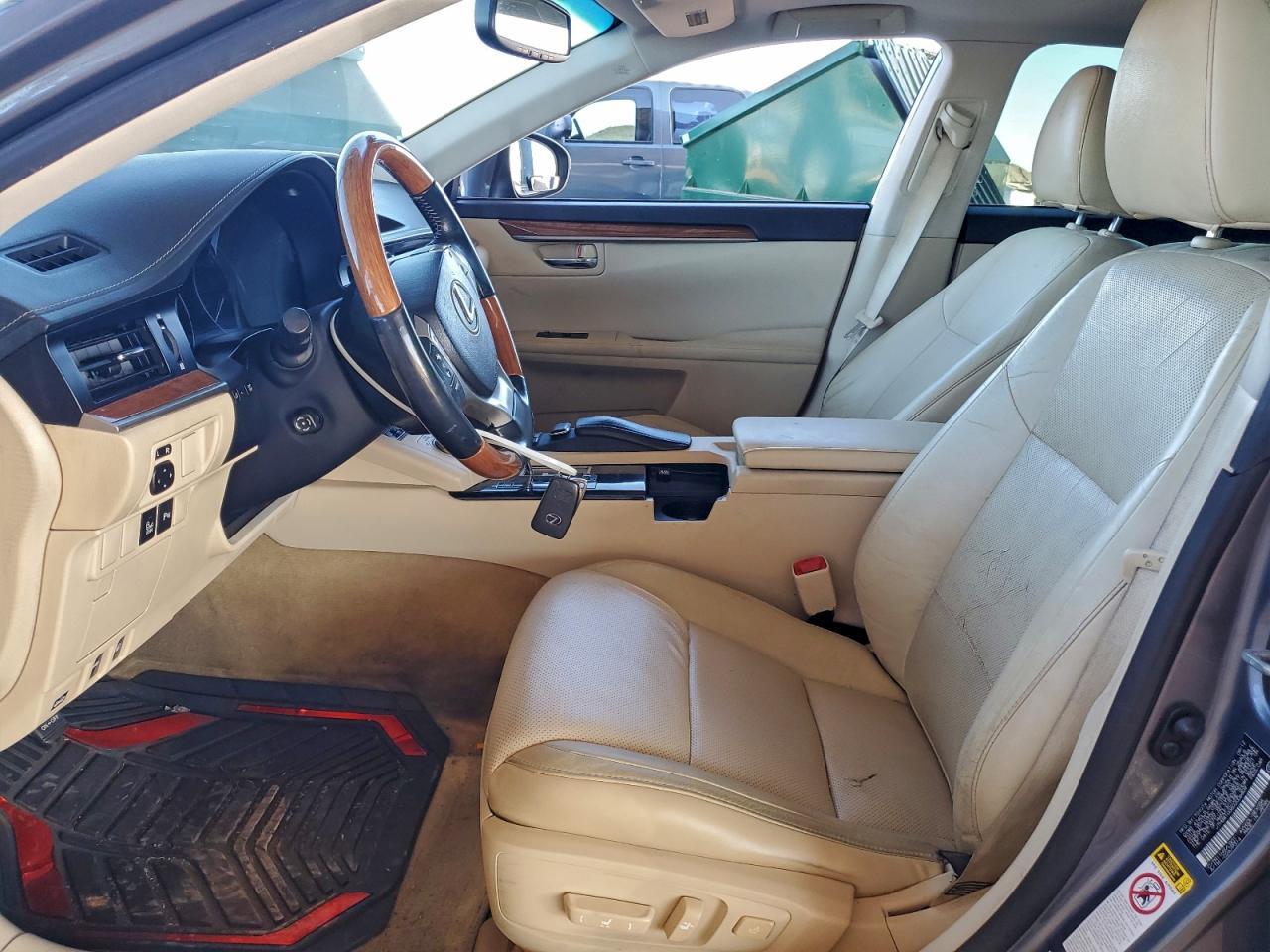 2013 LEXUS ES 300H