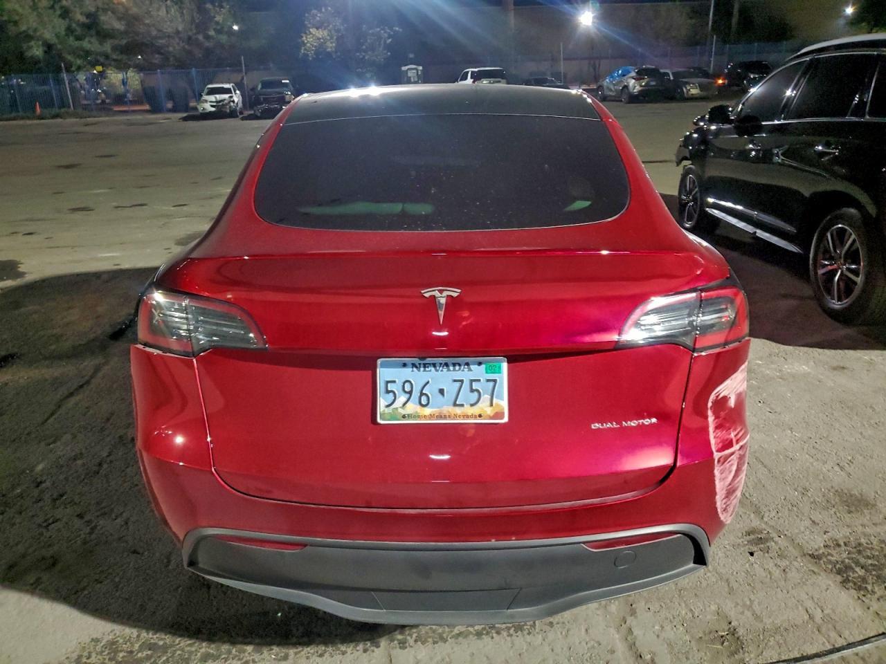 2024 TESLA MODEL Y