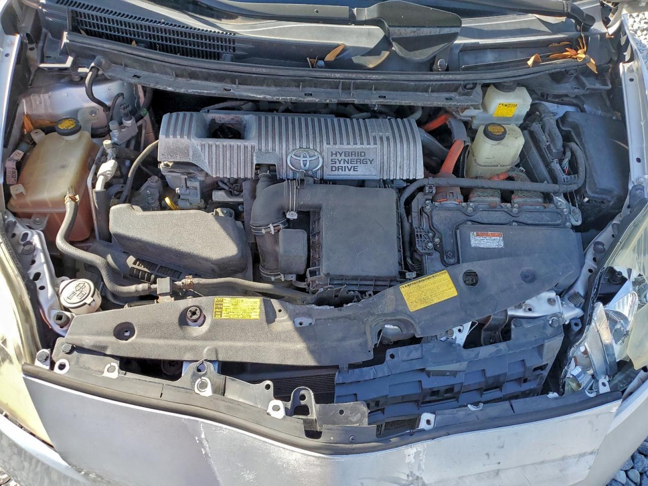 2013 TOYOTA PRIUS