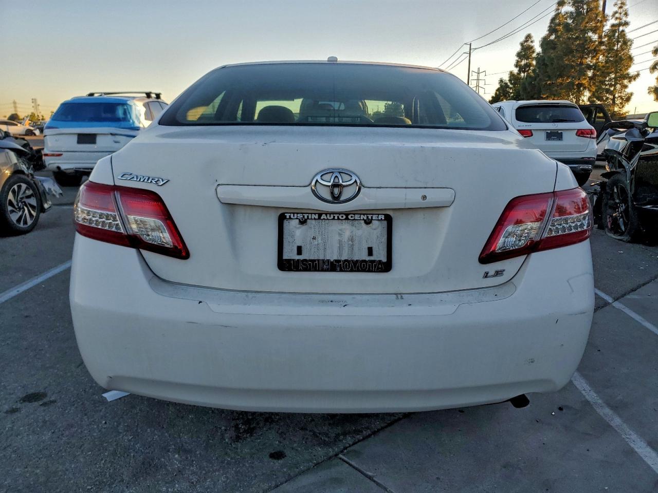 2010 TOYOTA CAMRY