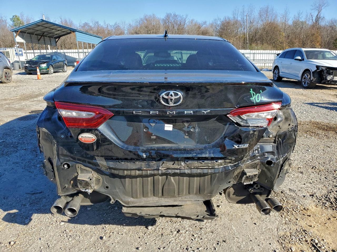 2018 TOYOTA CAMRY