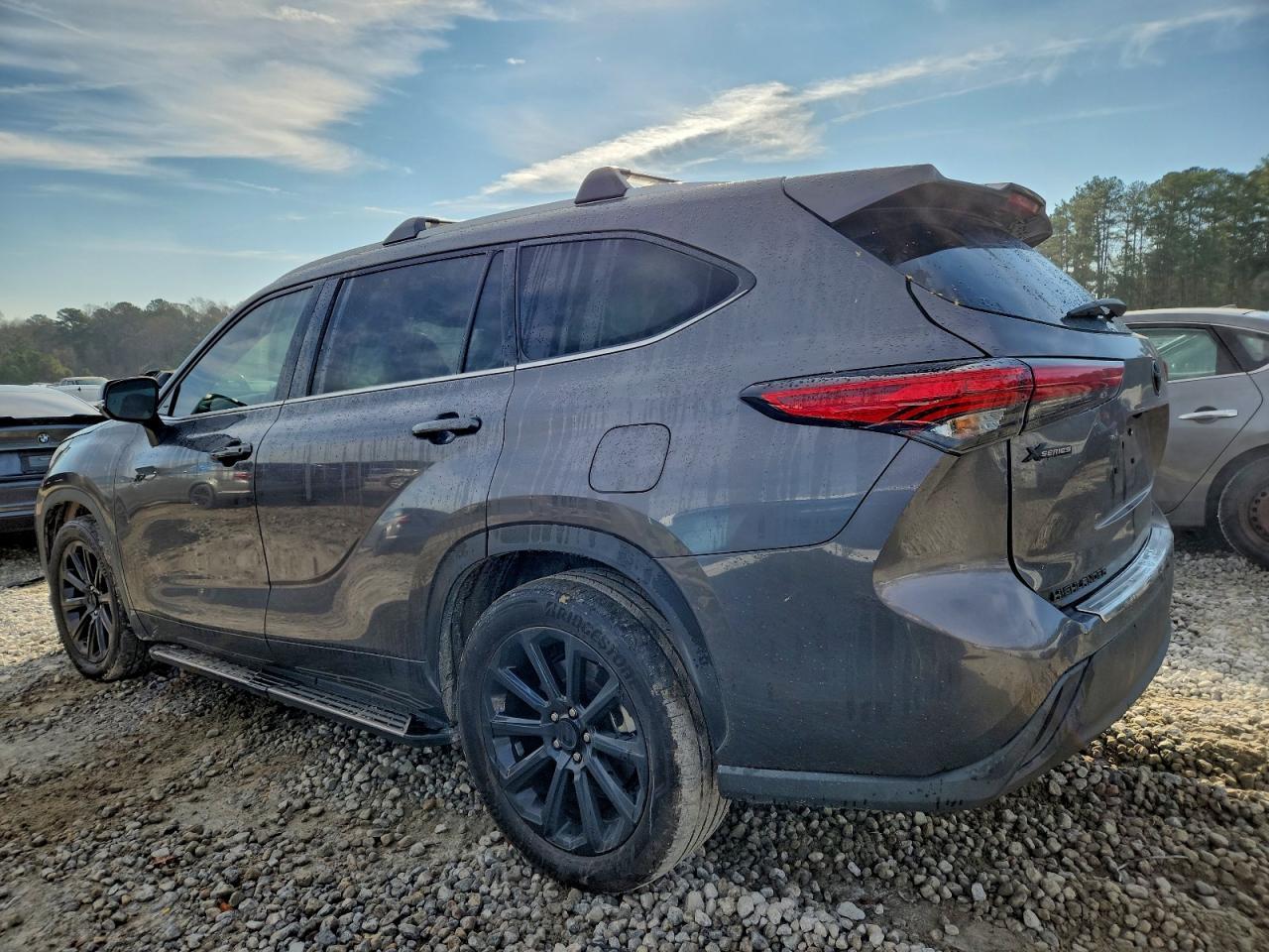 2022 TOYOTA HIGHLANDER