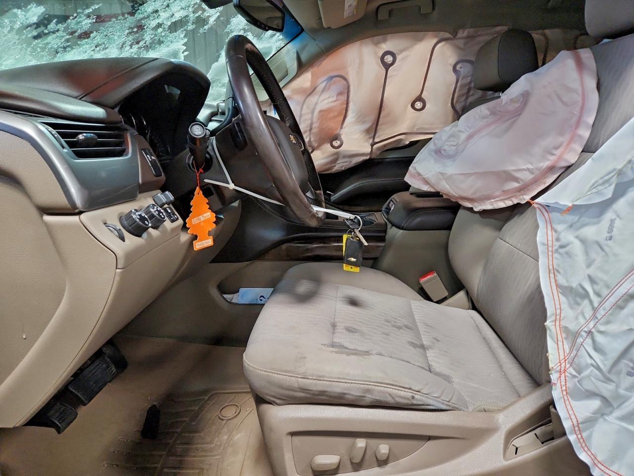 2015 CHEVROLET Tahoe