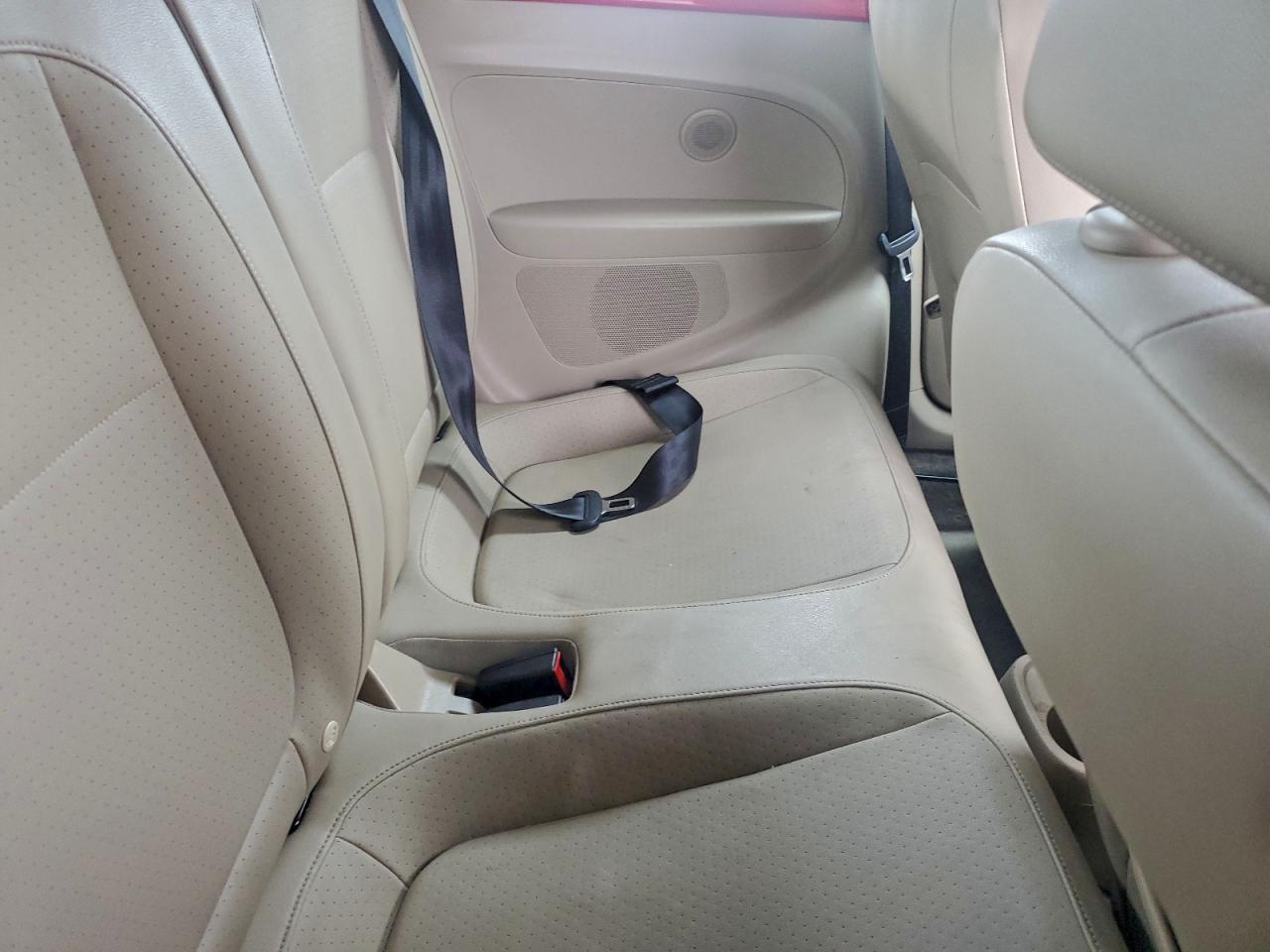 2015 VOLKSWAGEN Beetle
