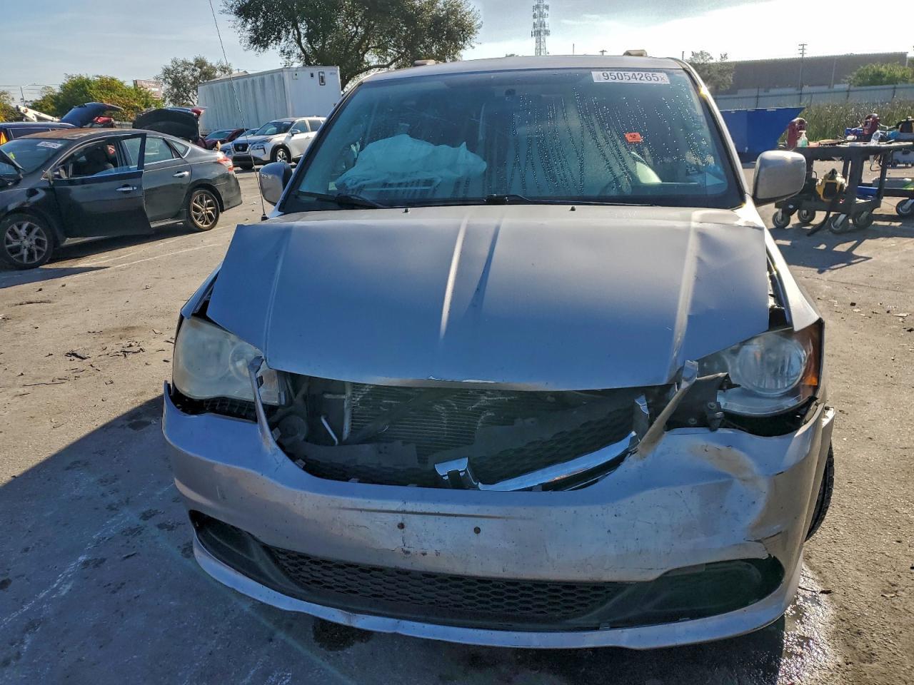 2013 DODGE GRAND CARAVAN