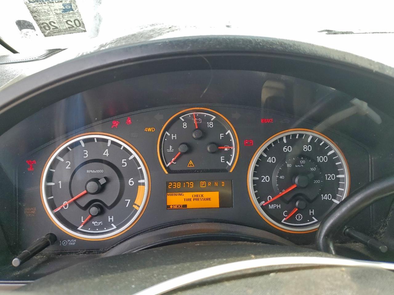 2011 NISSAN Titan