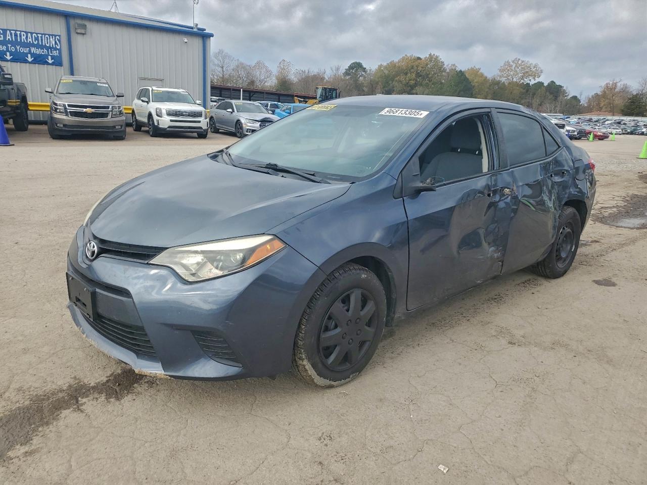 2015 TOYOTA COROLLA
