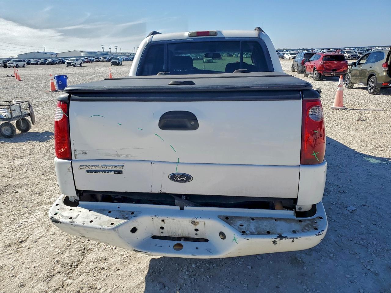 2004 FORD Explorer Sport Trac