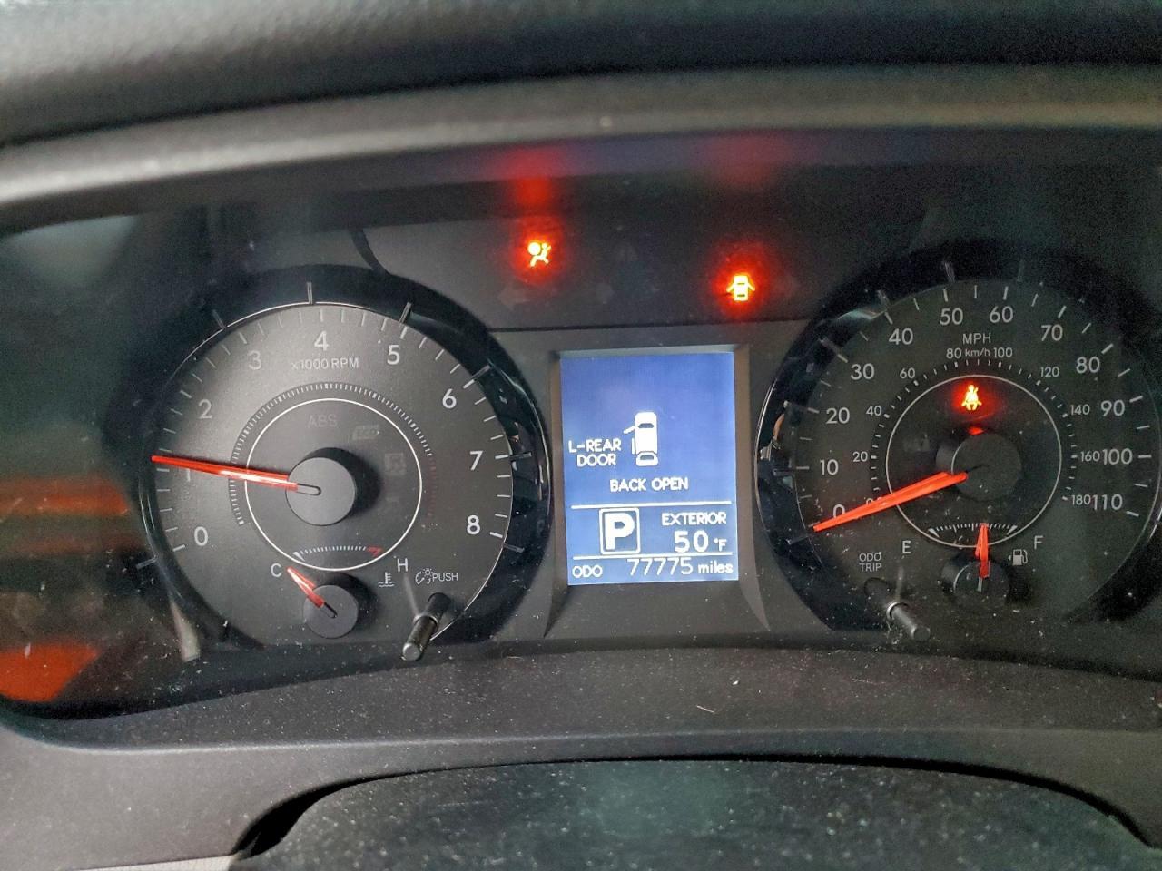 2017 TOYOTA SIENNA