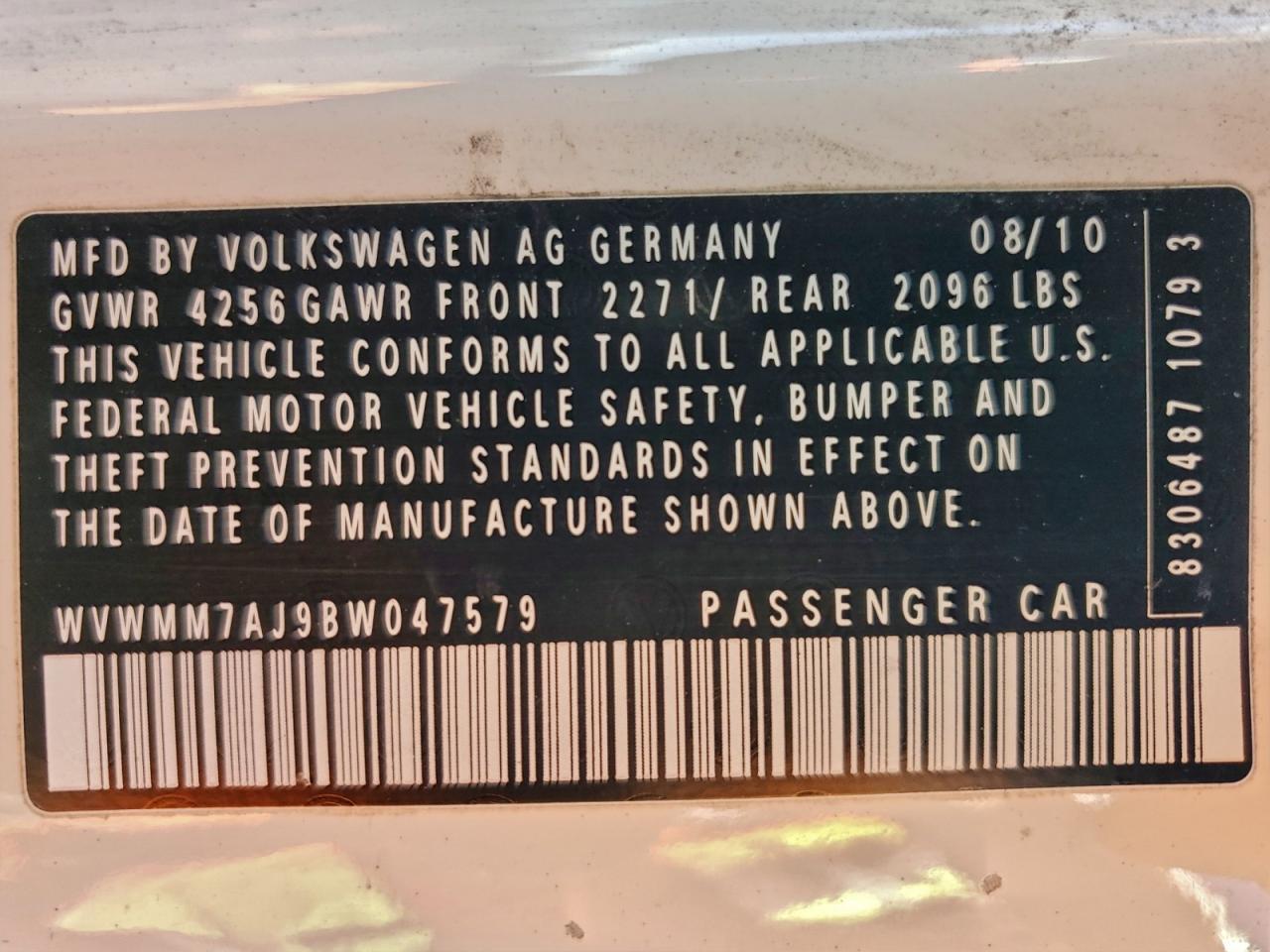 2011 VOLKSWAGEN GOLF