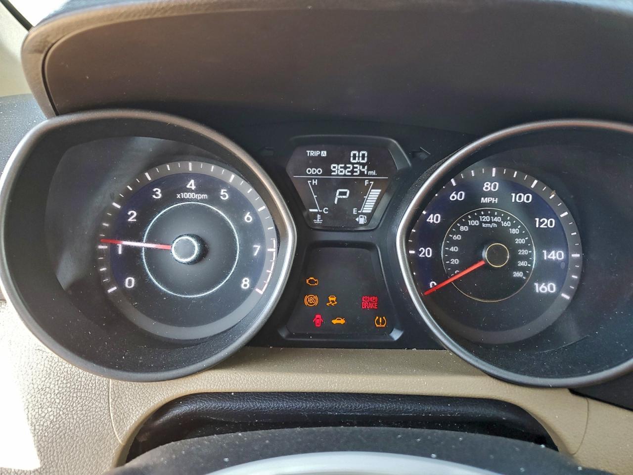 2013 HYUNDAI ELANTRA