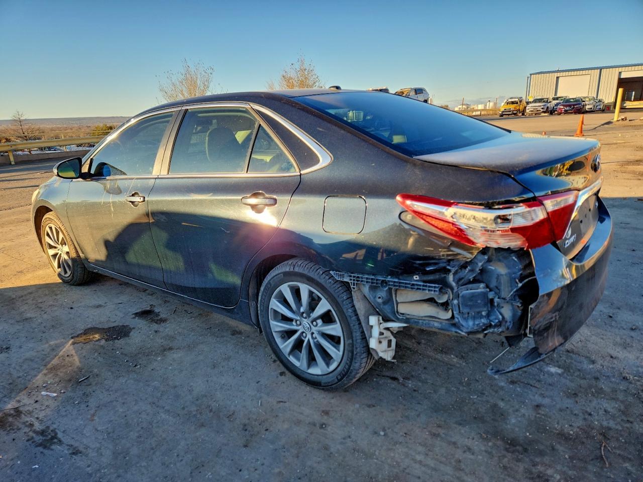 2015 TOYOTA CAMRY