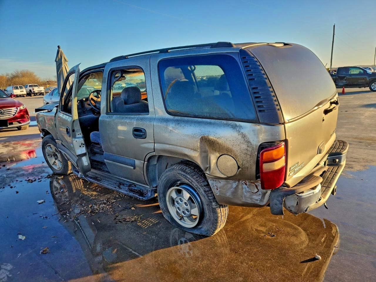 2003 CHEVROLET Tahoe