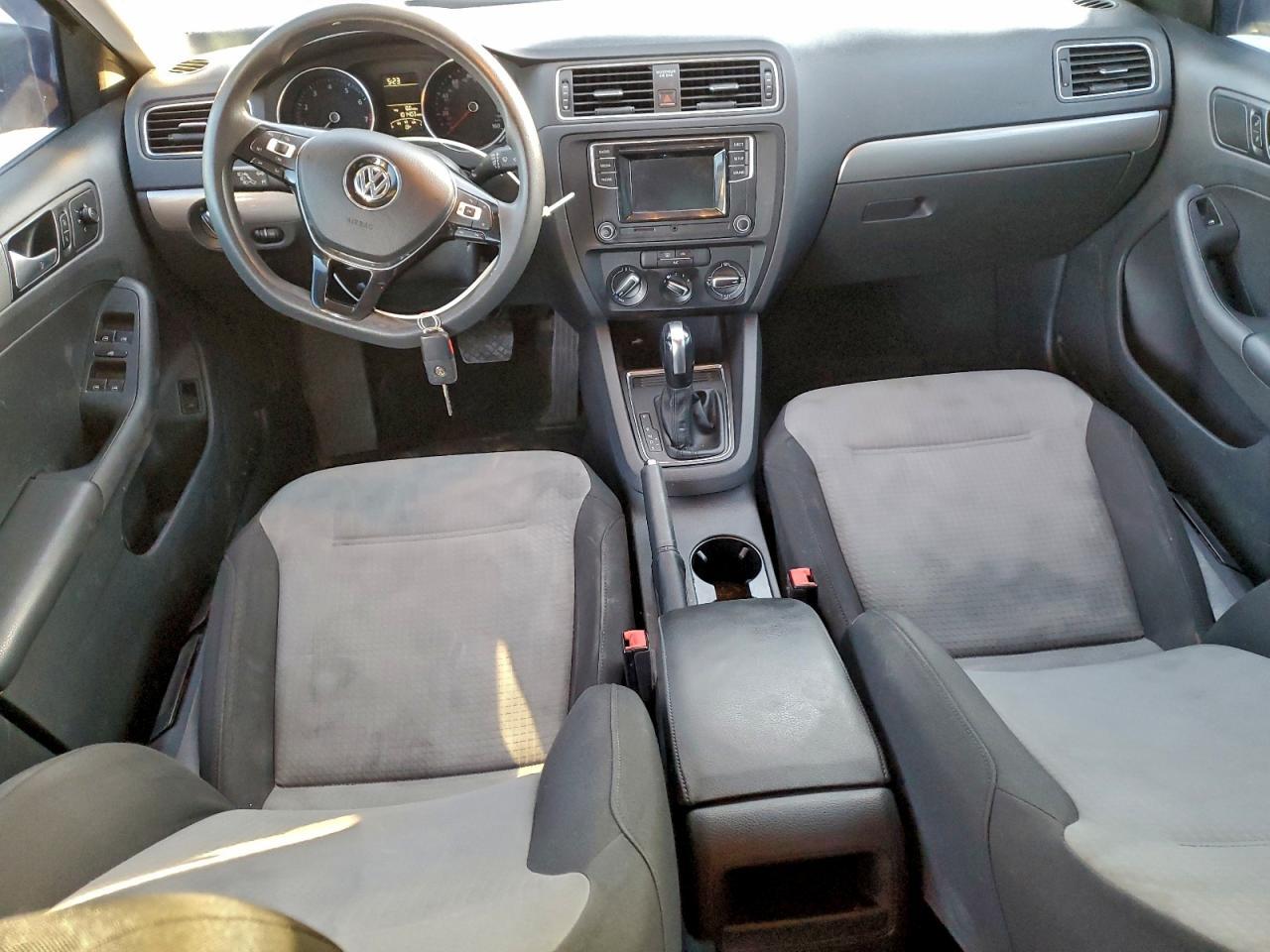 2018 VOLKSWAGEN JETTA