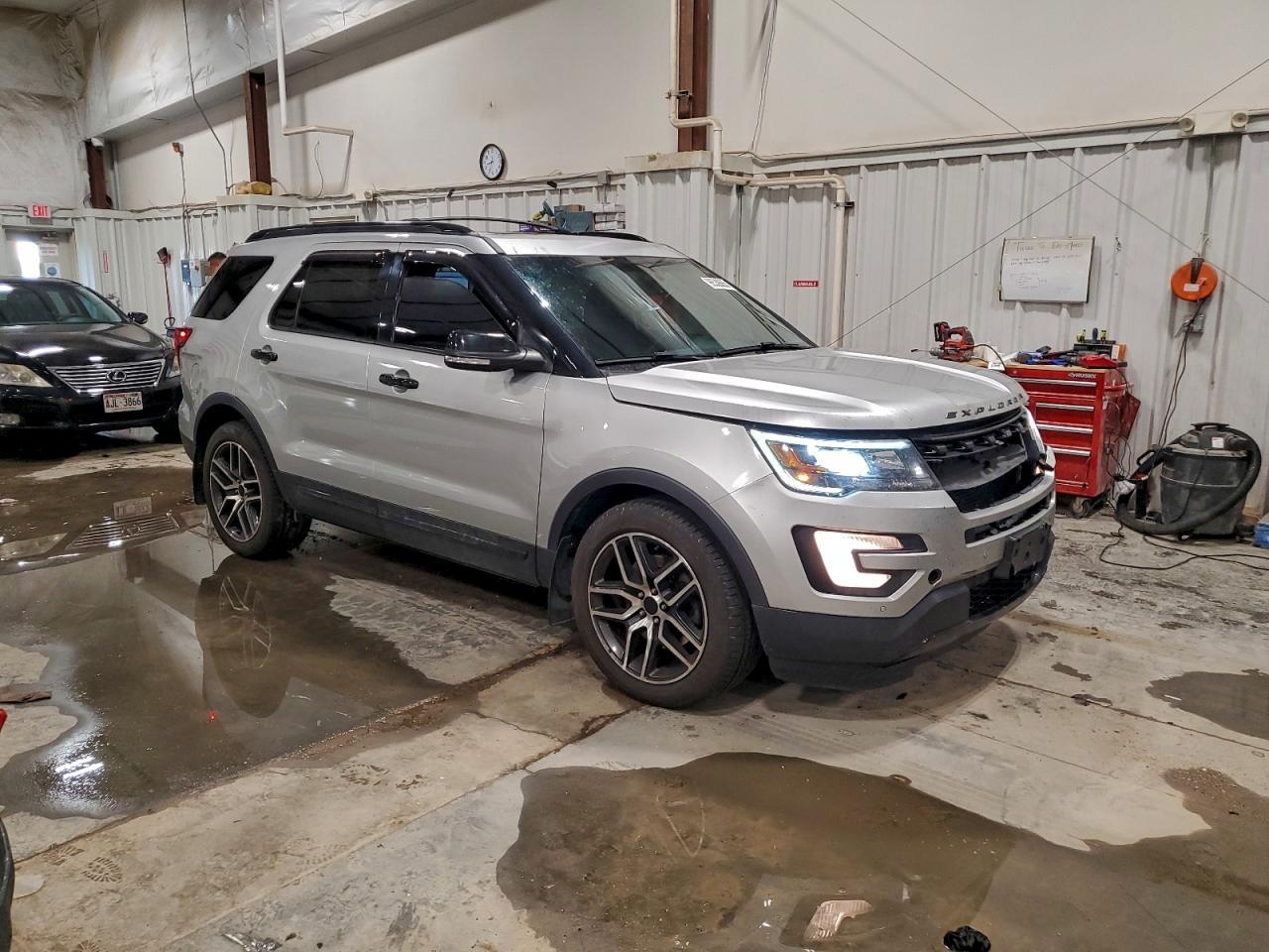 2016 FORD Explorer Sport Trac
