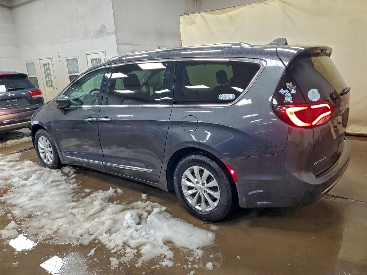 2019 CHRYSLER Pacifica