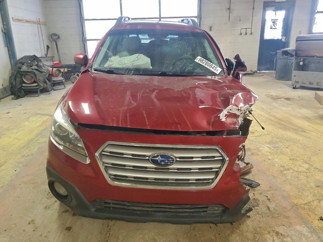 2015 SUBARU Outback