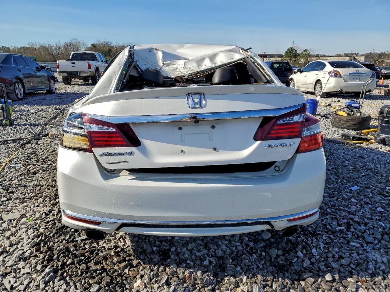 2016 HONDA ACCORD