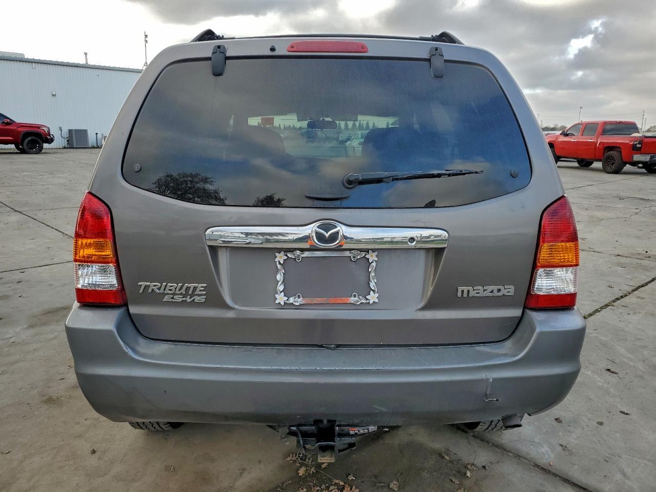 2002 MAZDA Tribute