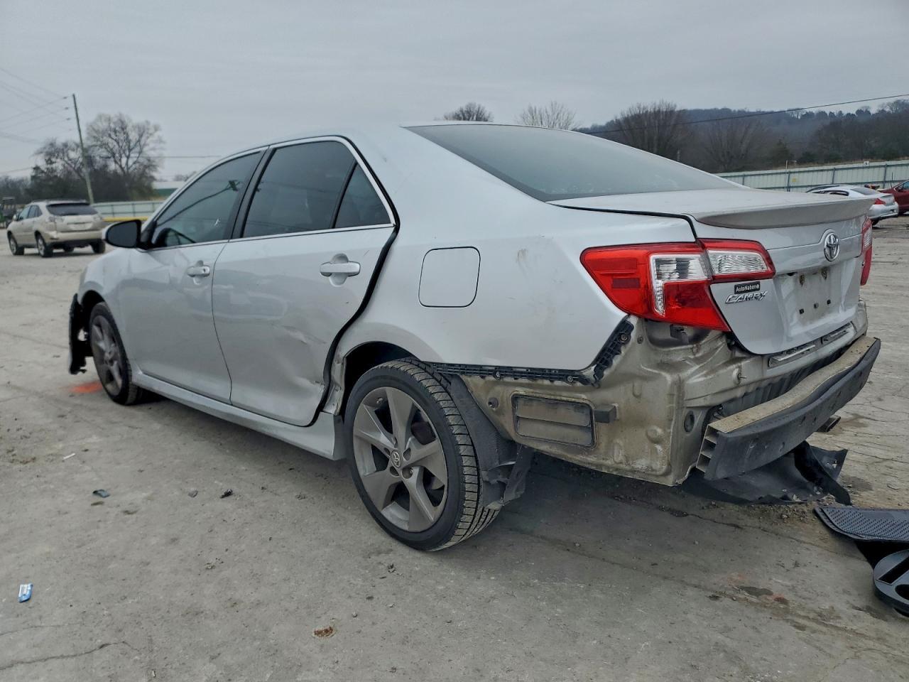 2014 TOYOTA CAMRY