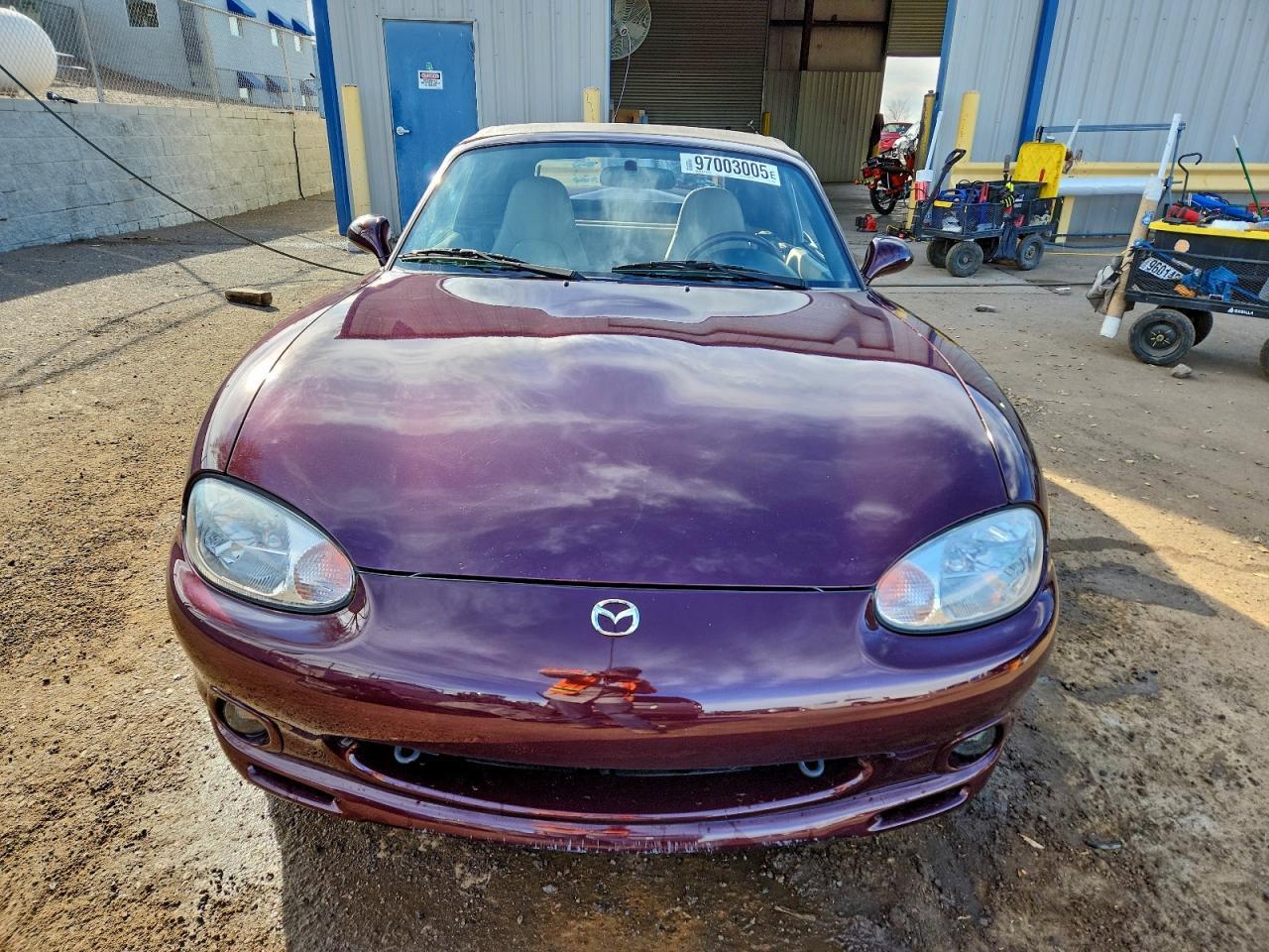 2000 MAZDA MX-5 Miata