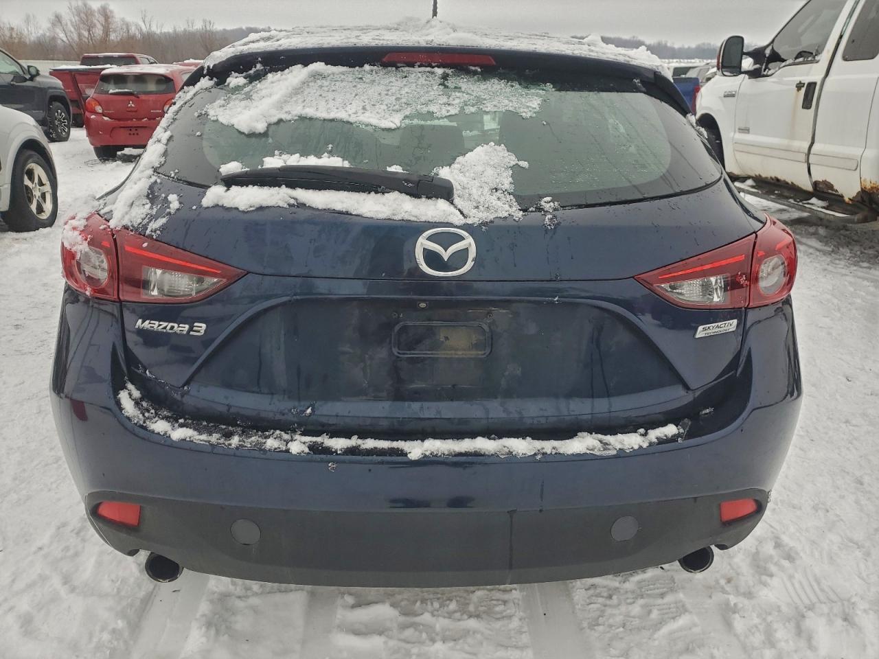 2015 MAZDA 3