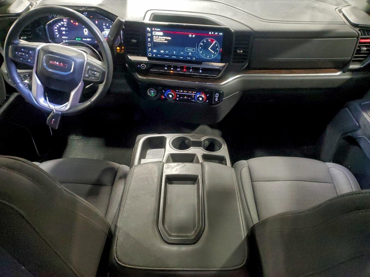 2024 GMC Sierra