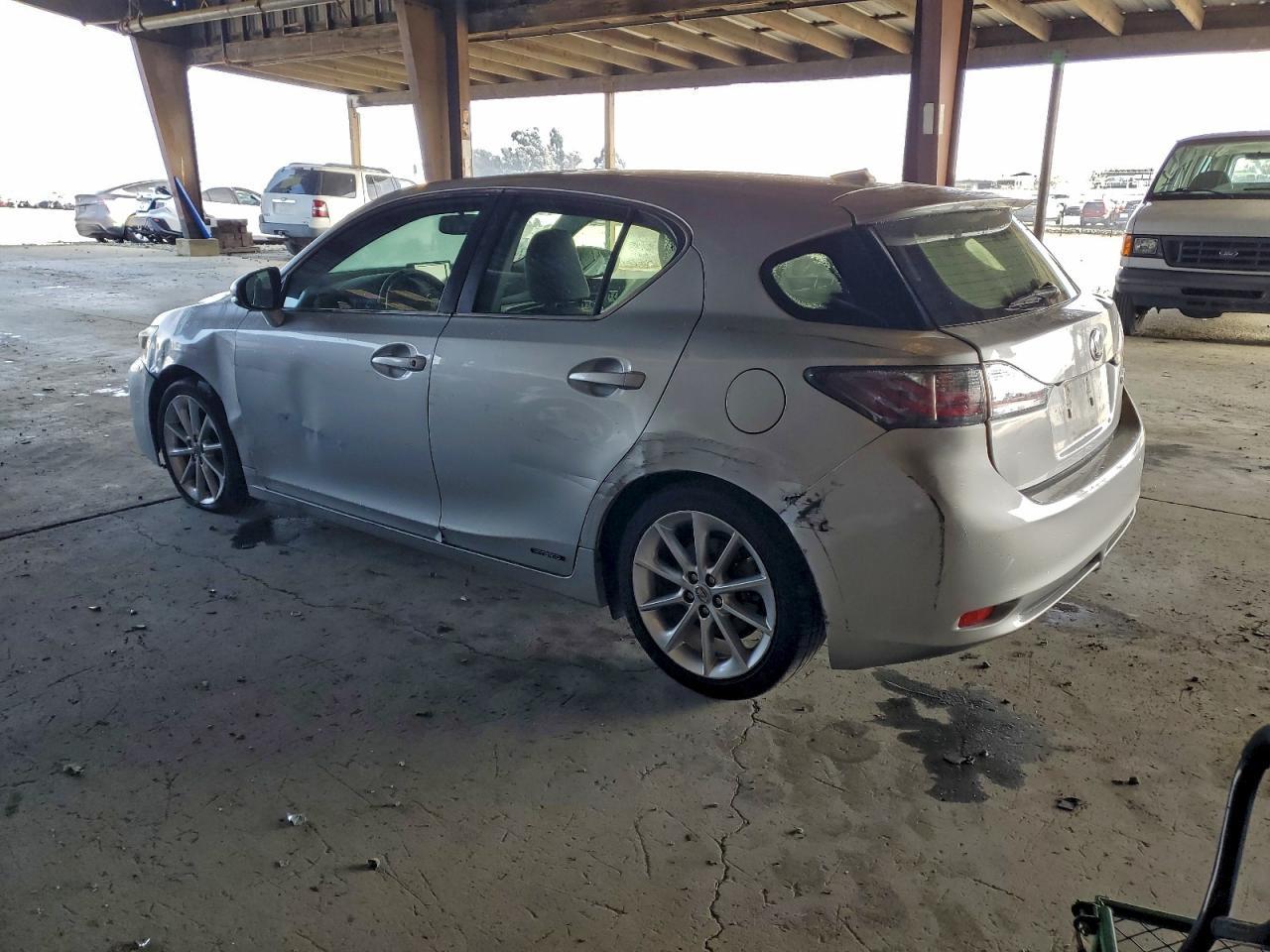 2013 LEXUS CT 200