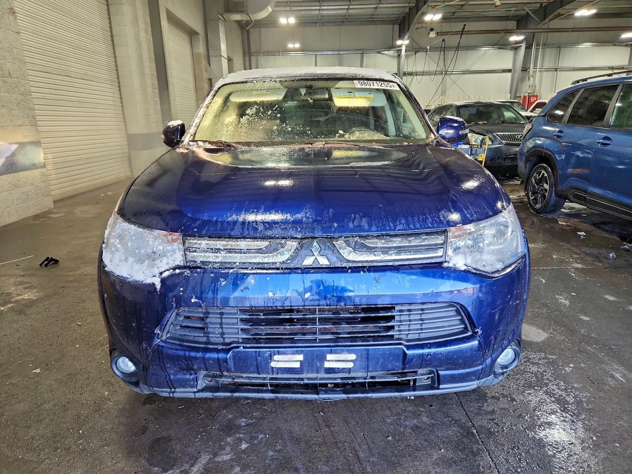 2014 MITSUBISHI outlander