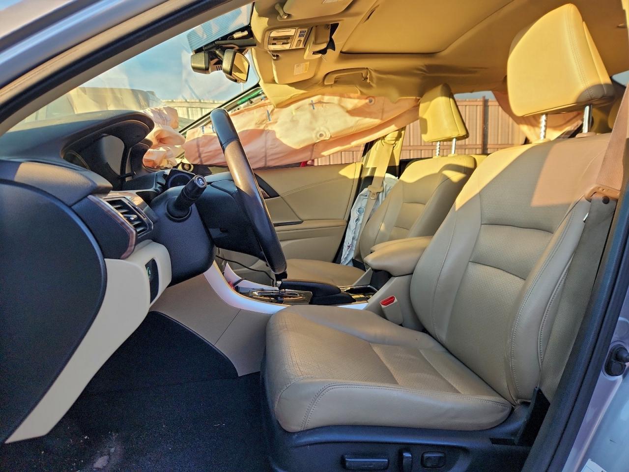 2017 HONDA ACCORD
