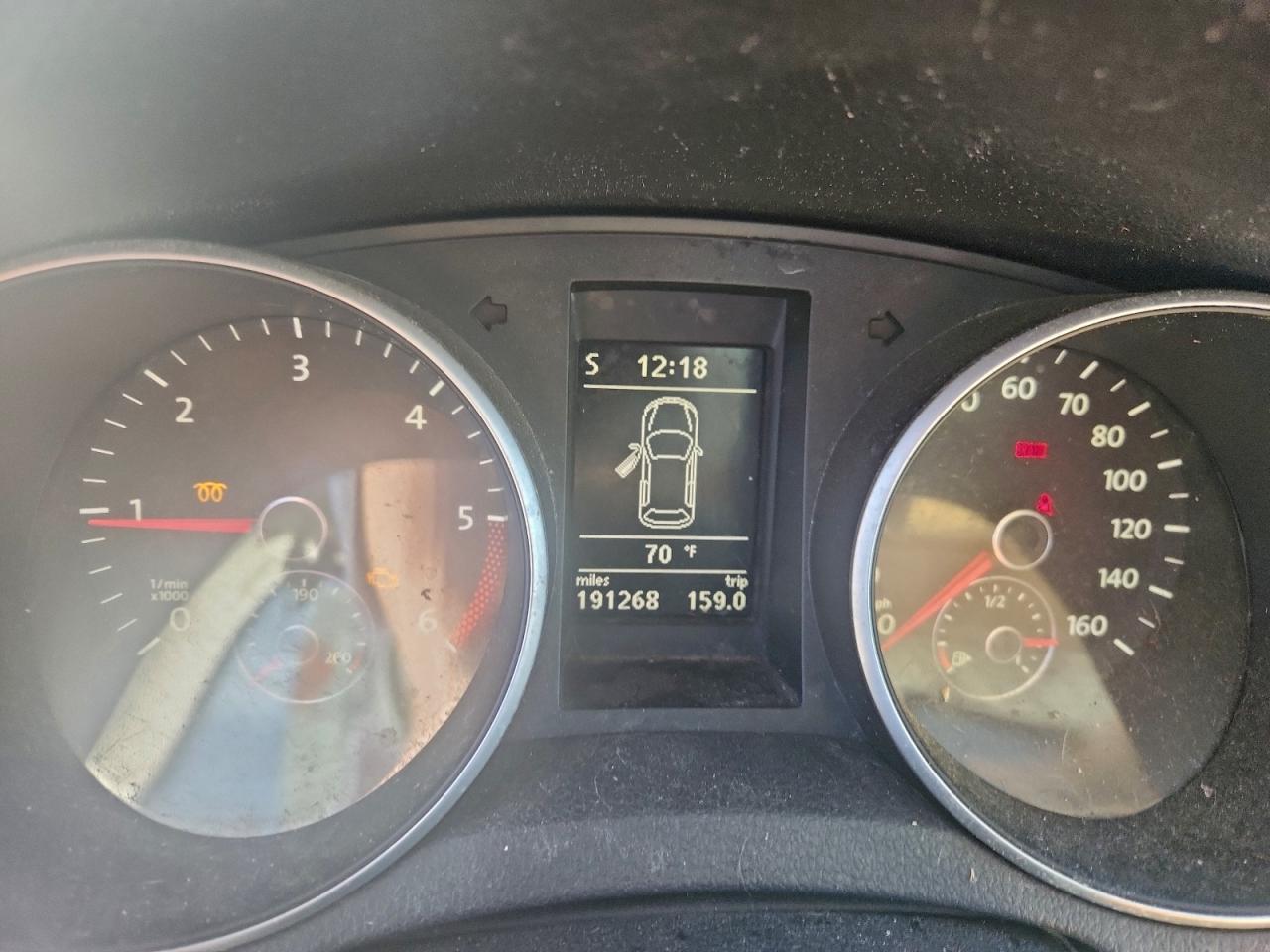 2011 VOLKSWAGEN JETTA