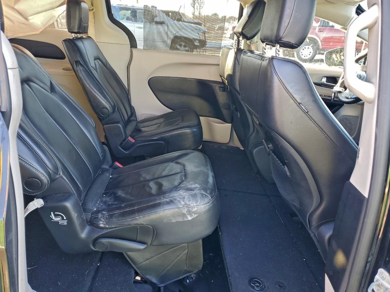 2022 CHRYSLER Pacifica