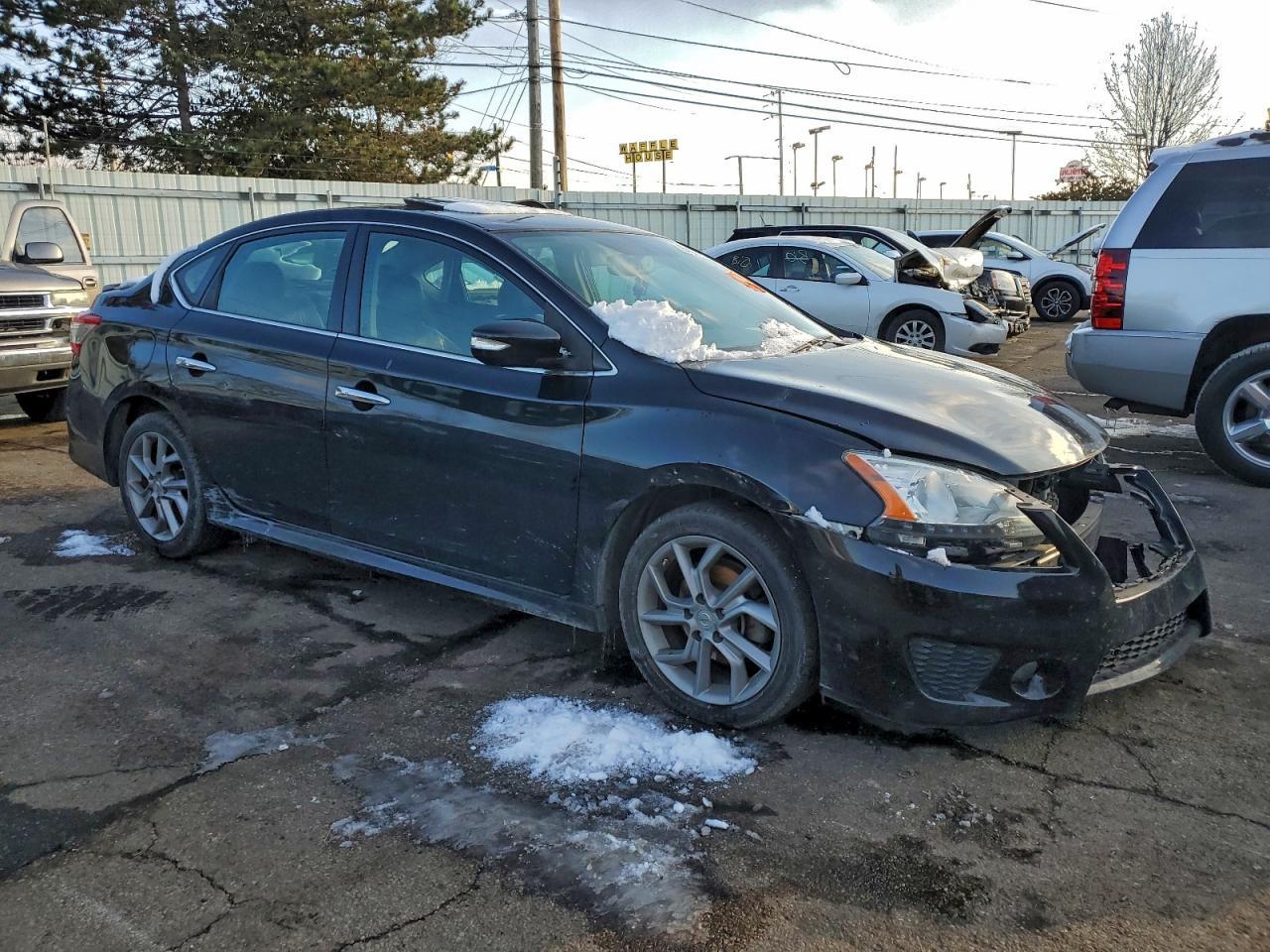 2015 NISSAN SENTRA