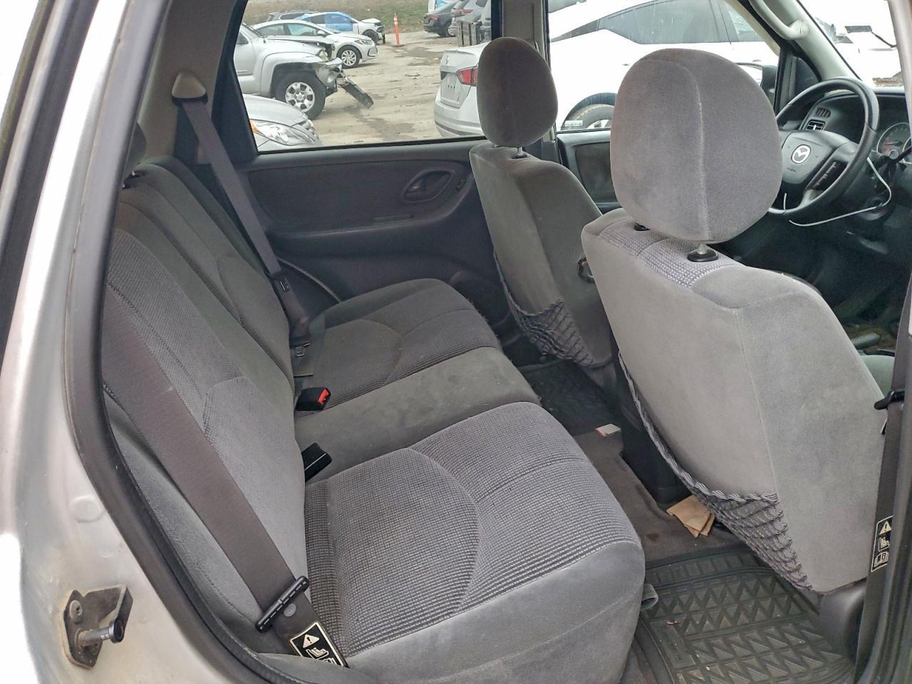 2003 MAZDA Tribute