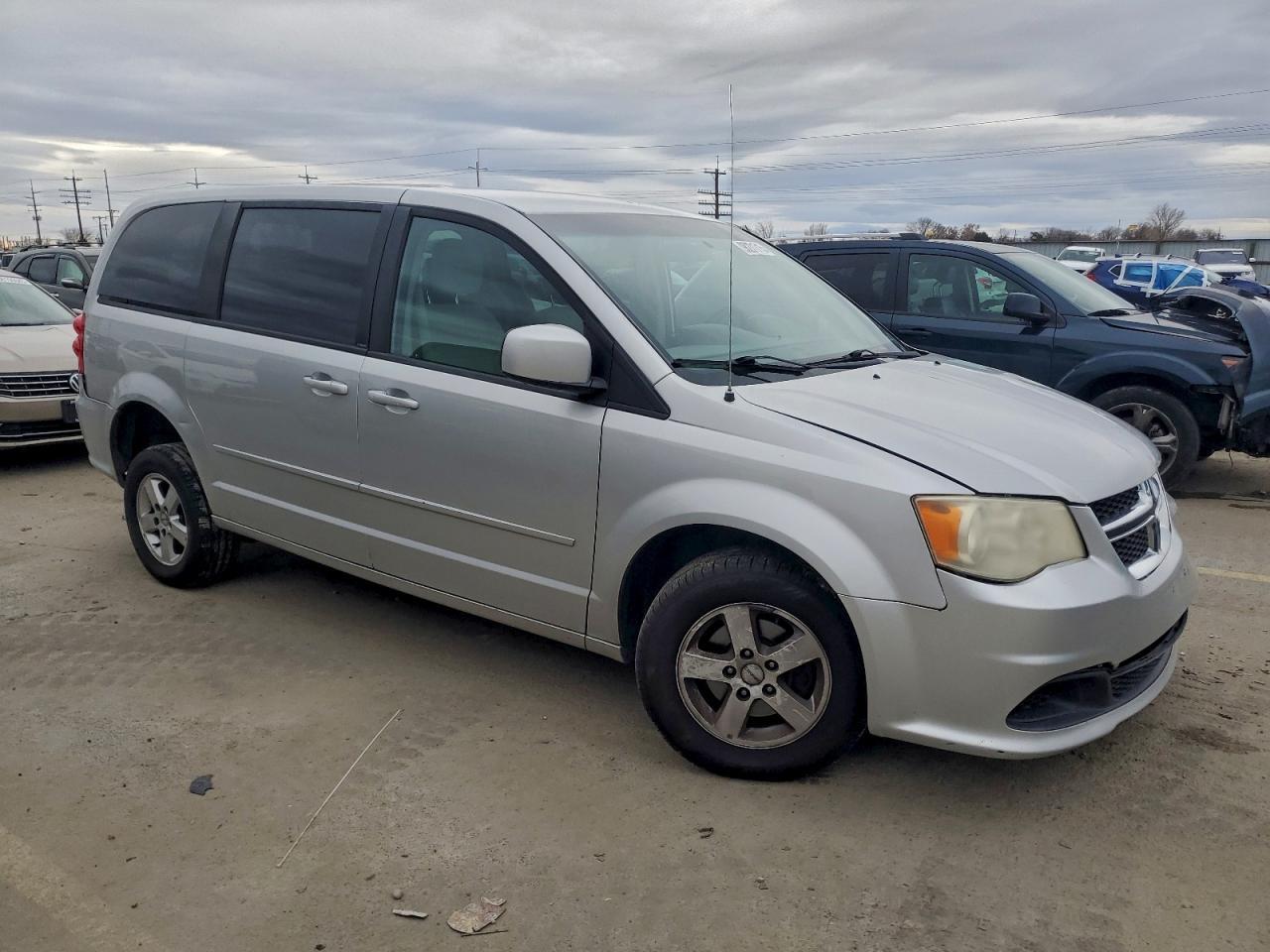 2012 DODGE GRAND CARAVAN