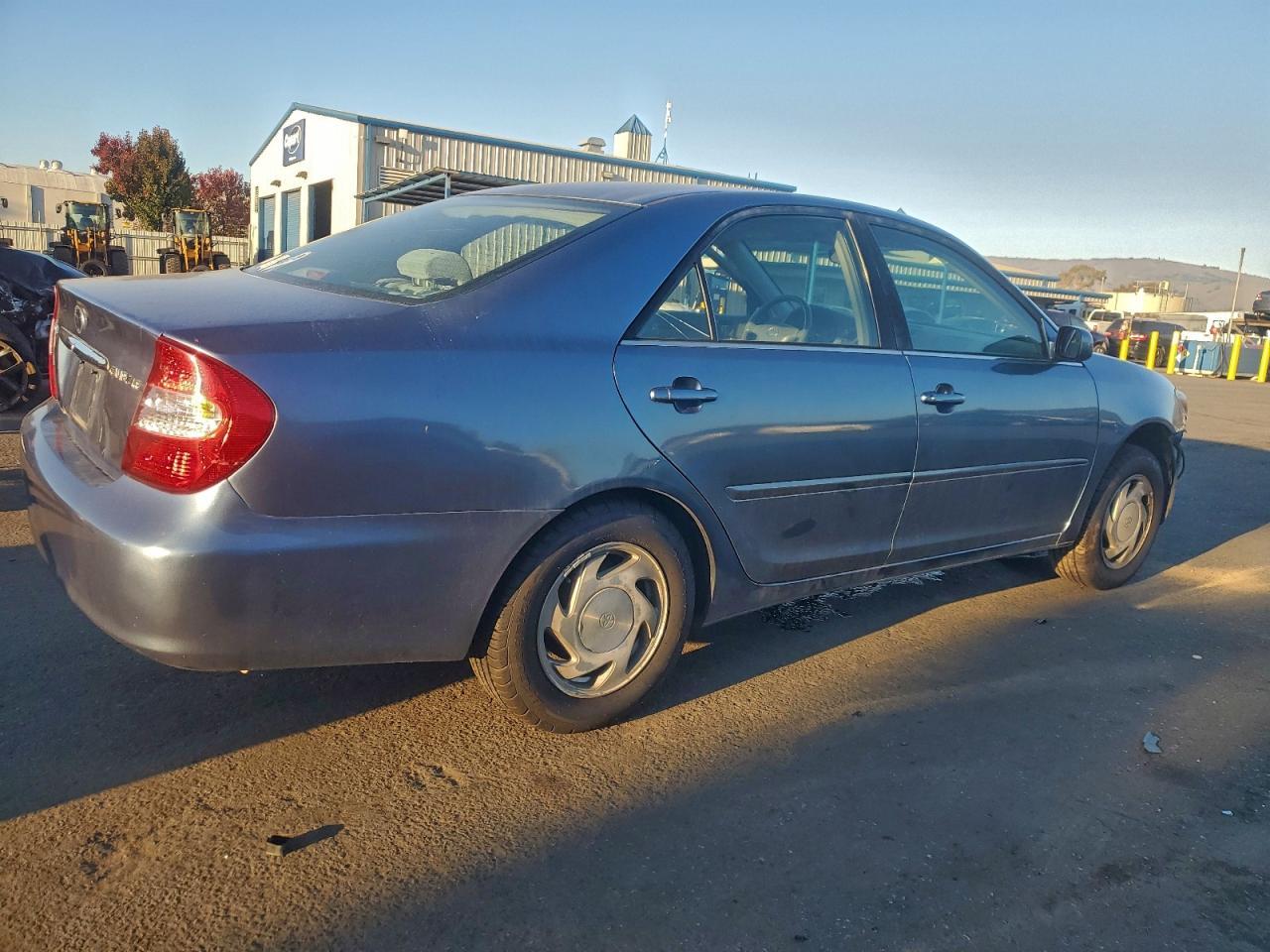 2002 TOYOTA CAMRY