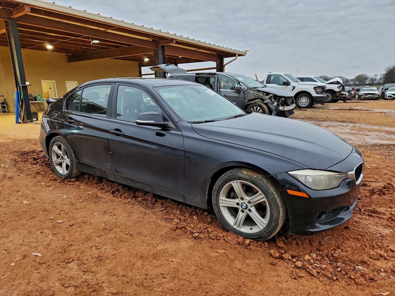 2013 BMW 3 SERIES