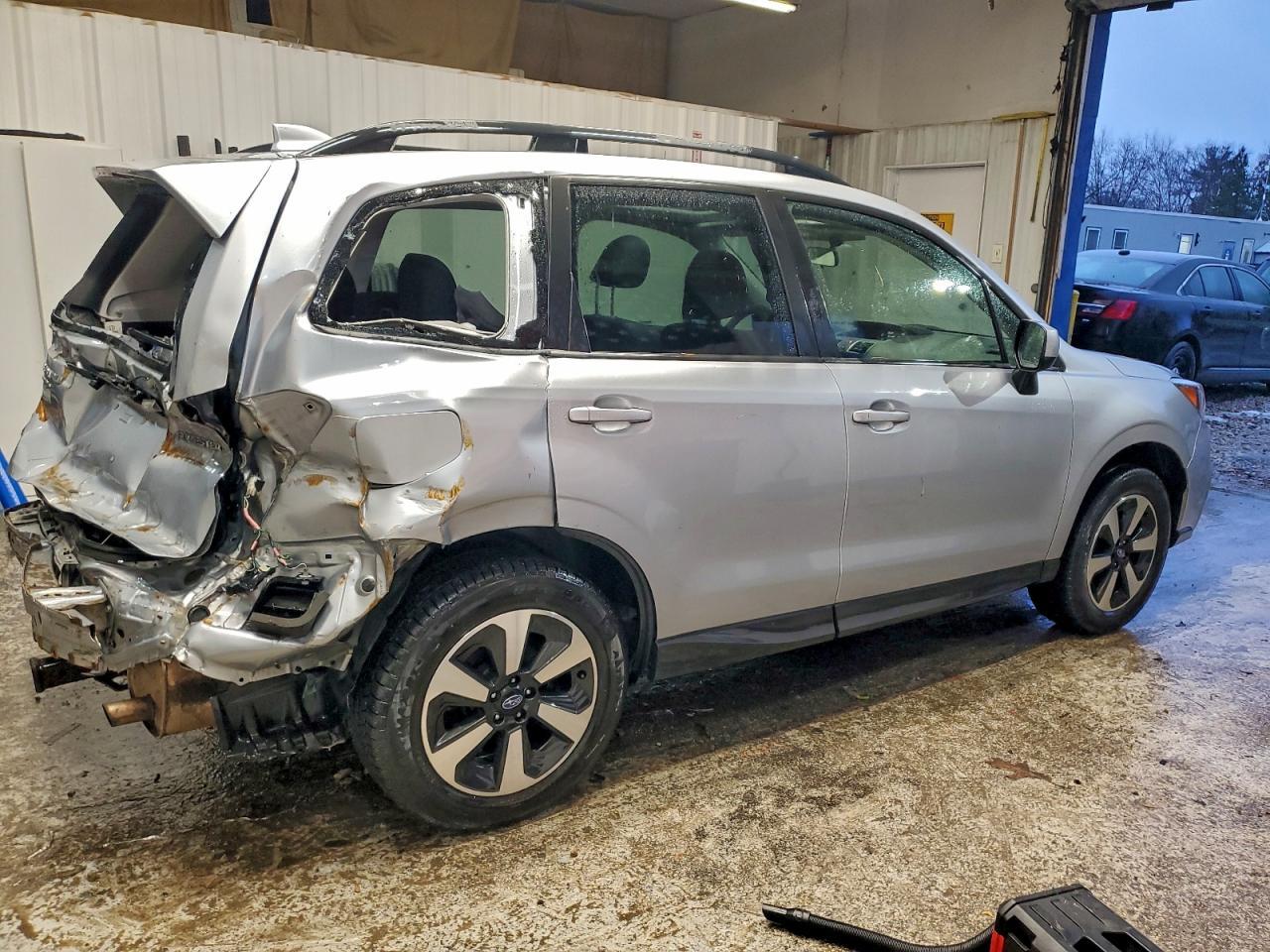 2018 SUBARU FORESTER
