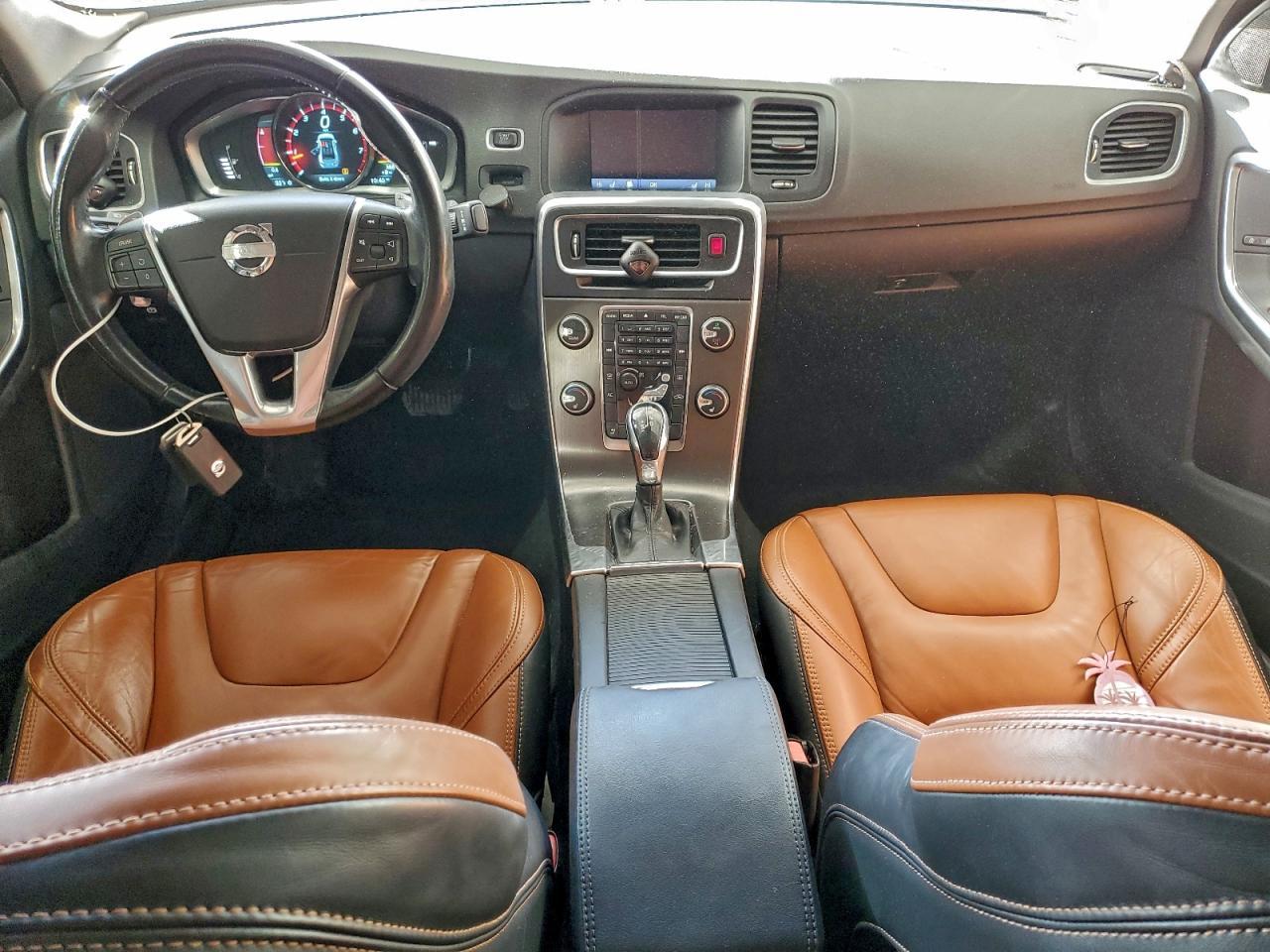 2014 VOLVO S60