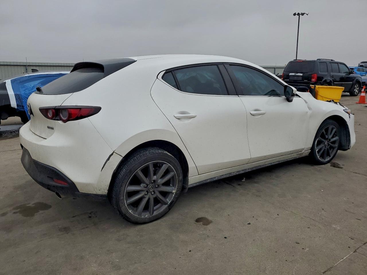 2021 MAZDA 3