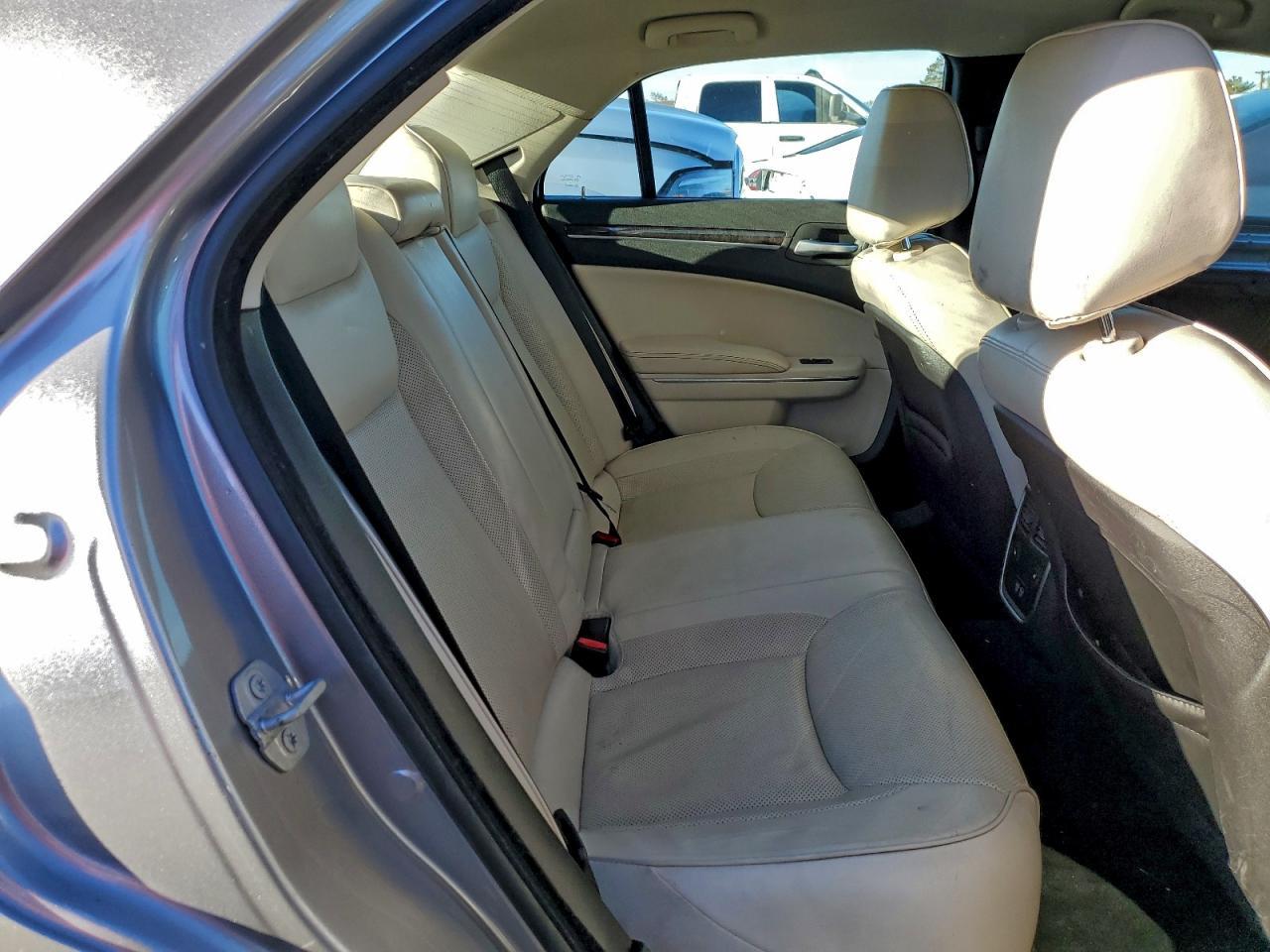2018 CHRYSLER 300