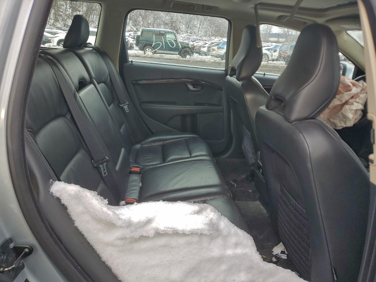2009 VOLVO XC70