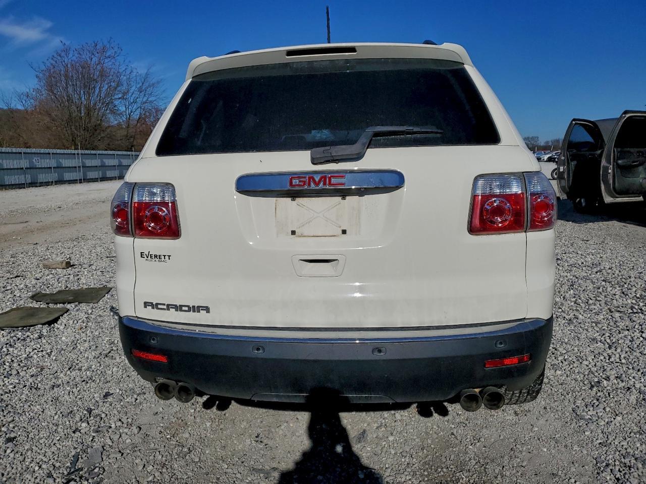 2011 GMC ACADIA