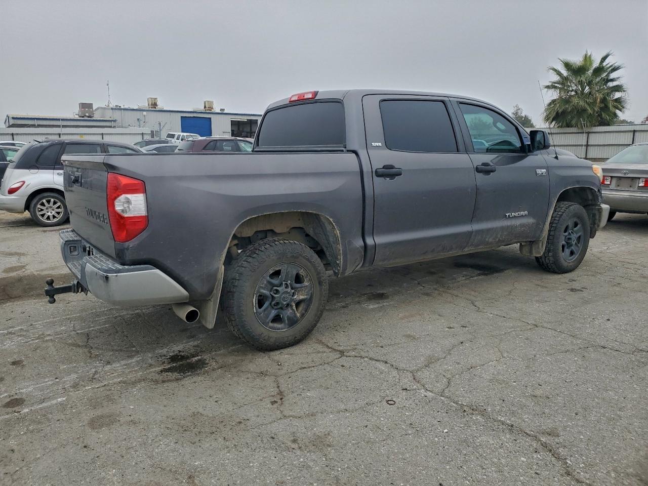 2014 TOYOTA TUNDRA